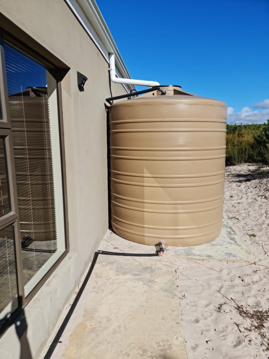 To Let 2 Bedroom Property for Rent in Albertinia Western Cape